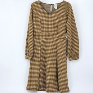 Naif Dress Womens Size Large Houndstooth Plaid Fit & Flare Knit Mustard Academia